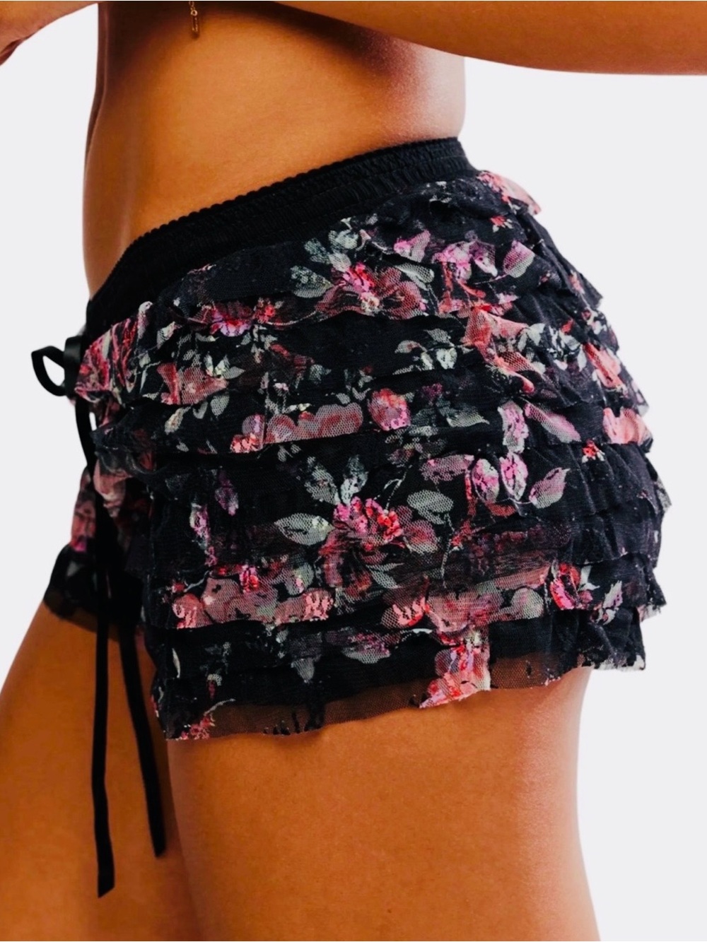 FREE PEOPLE Feeling For Lace Black Pink Floral Shorts Ruffles Girly Size Small - Picture 7 of 13